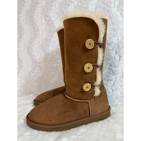 UGG Australia Bailey Triple Button Snow Boots Brown Leather Fluffy Tall Size 6 - Picture 1 of 14